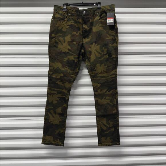 Galaxy by Harvic Camo Stretch Jeans Men’s 42x32 Green Brown Camouflage Outdoor - Picture 2 of 9
